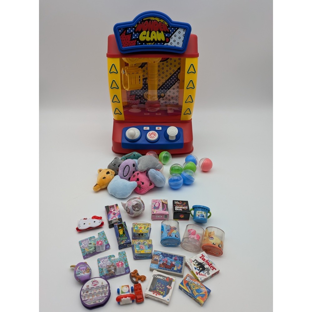 Wonder Claw Tabletop Arcade Machine w Zuru Surprise Minis, Plushies & Capsules